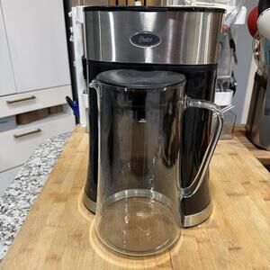 Oster TM23 Iced Tea Maker 2.5 Quart Home Brewer Tea Maker Model BVST-TM25 *